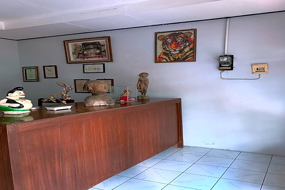 Hotel Merak Indah