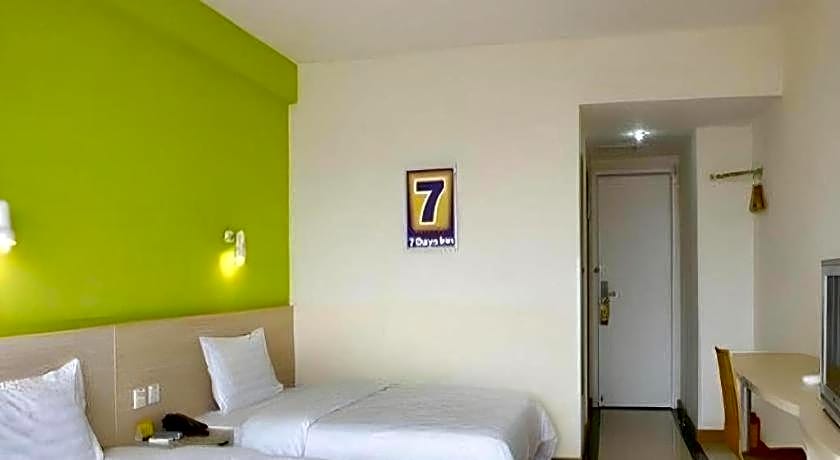 7 Days Inn Nanchang Jiefang West Road Xinjia'an Metro Station