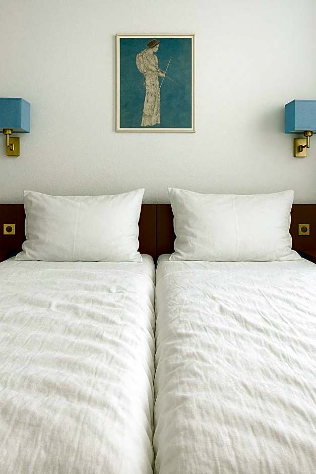 Hôtel de la Poste Martigny - City Center