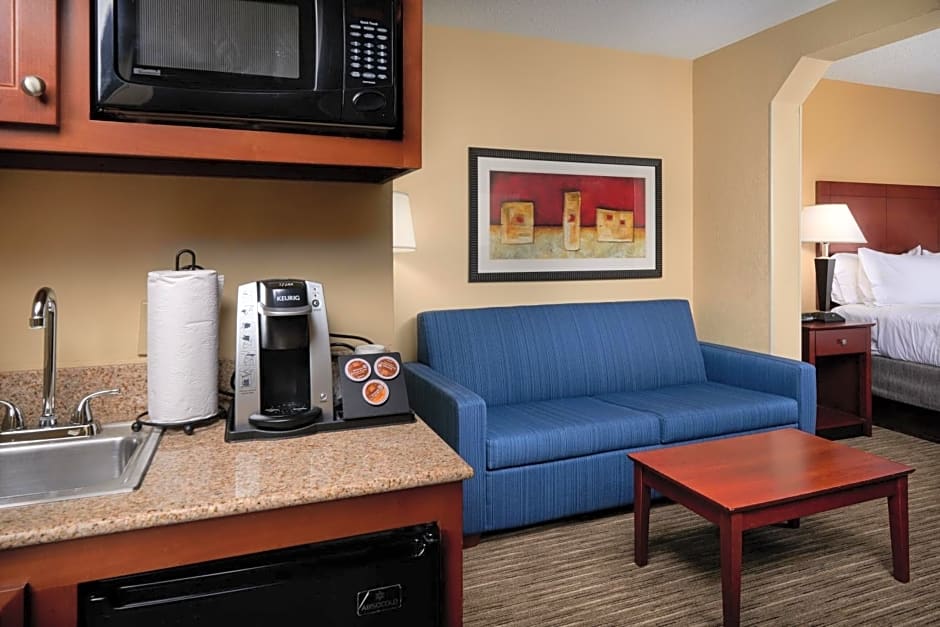 Holiday Inn Express Hotel & Suites Anniston/Oxford, an IHG Hotel
