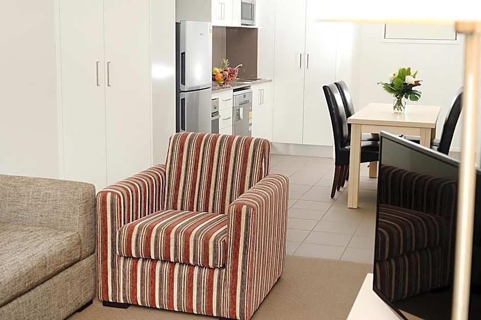 Oaks Moranbah Suites