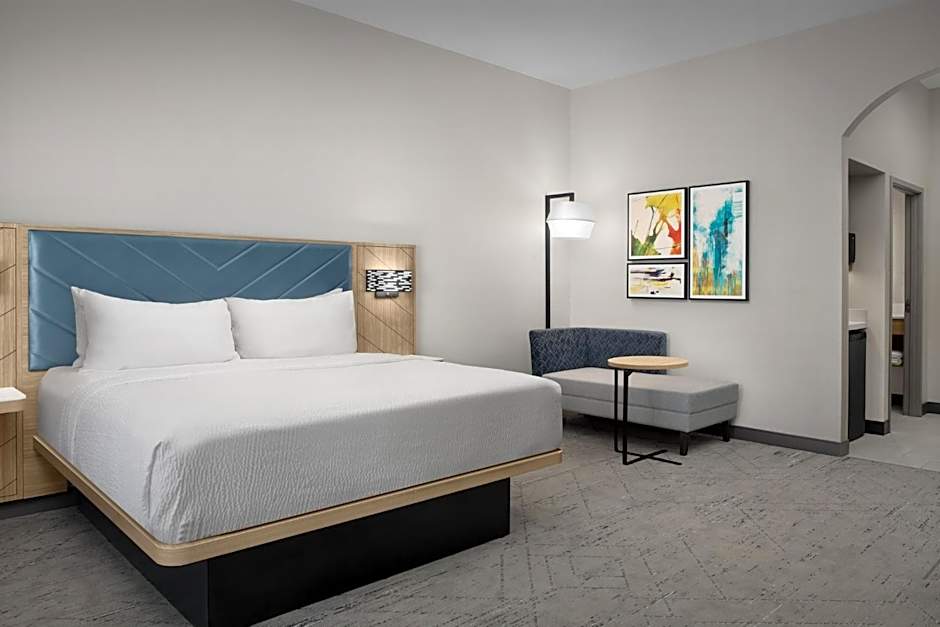 Holiday Inn Express Hotel & Suites DFW West - Hurst By IHG