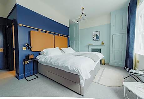 The Masons Arms Hotel