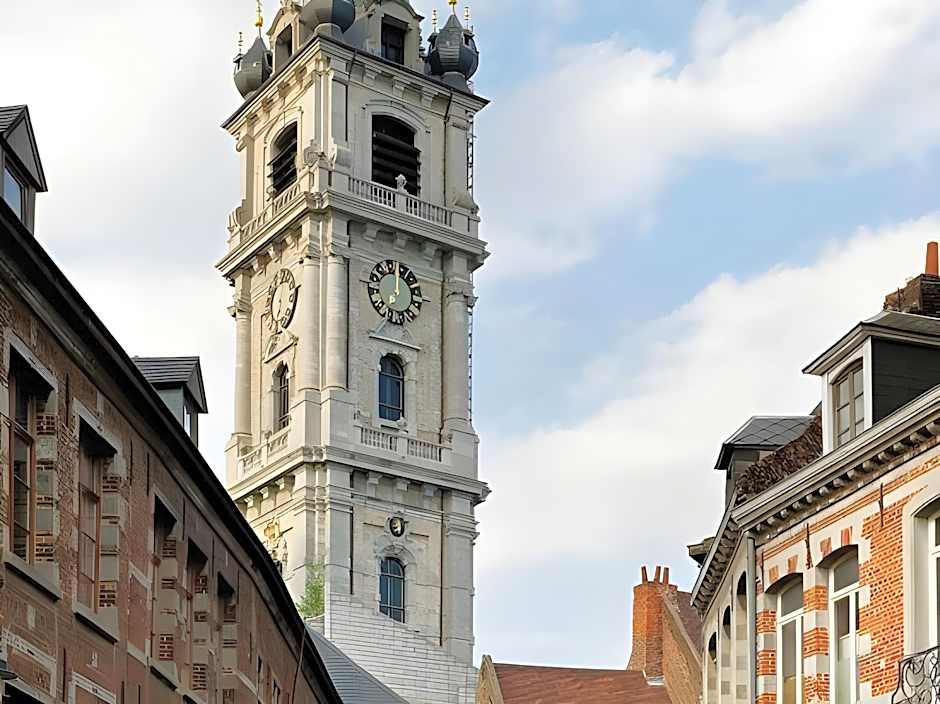 B&B HOTEL Mons Gare