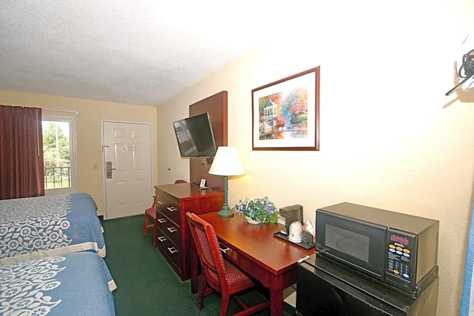 Hamilton Inn Jonesville I-77