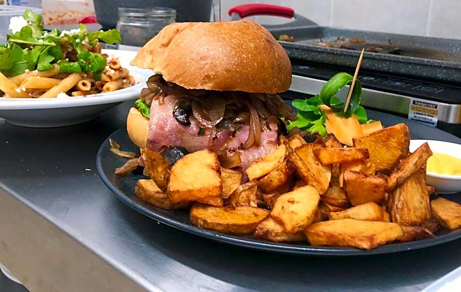 IONIAN SUITES by Bruskos