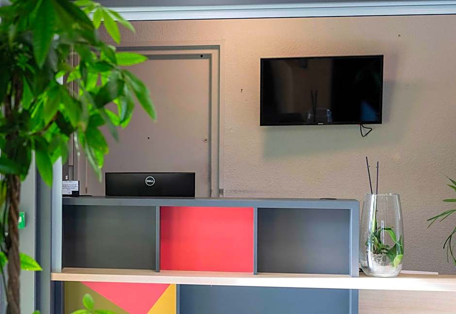 B&B Hôtel Avignon (2)