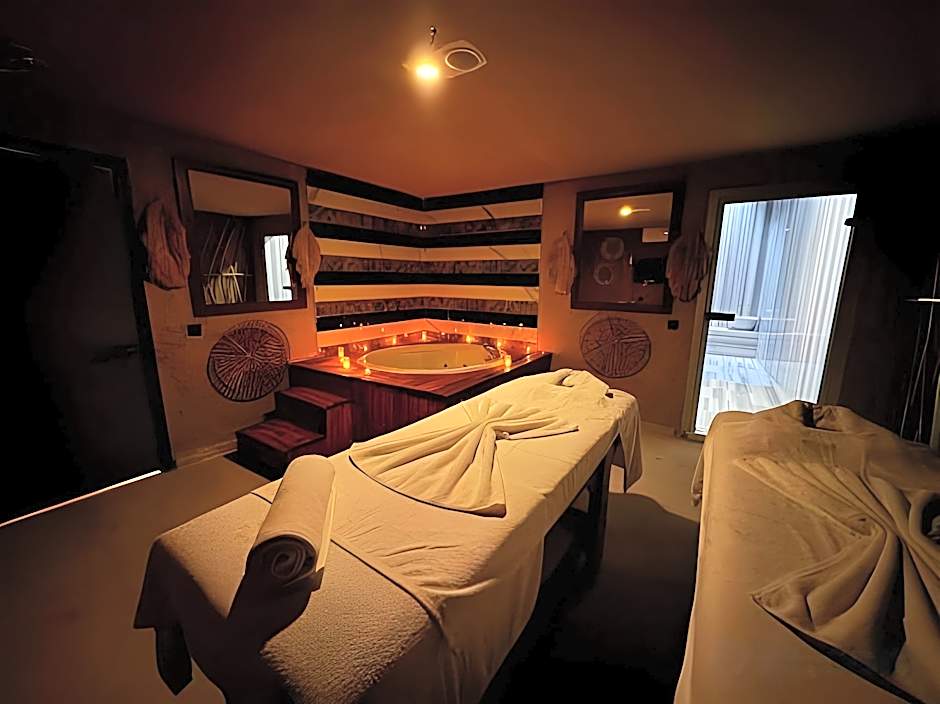 Wolf Of The City Hotel & Spa