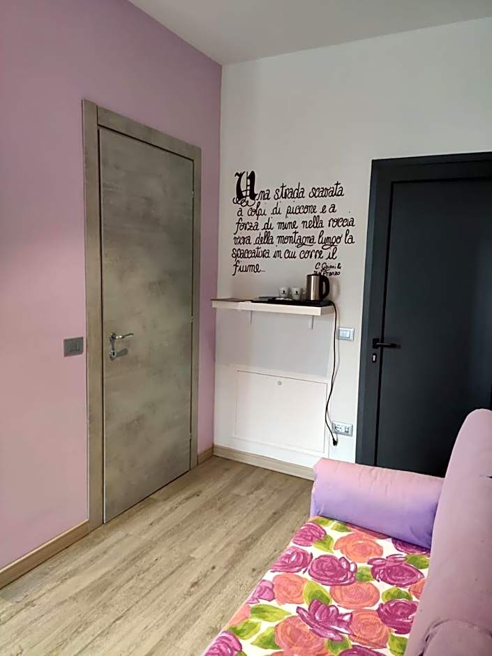 Antica Campione Rooms & Hostel