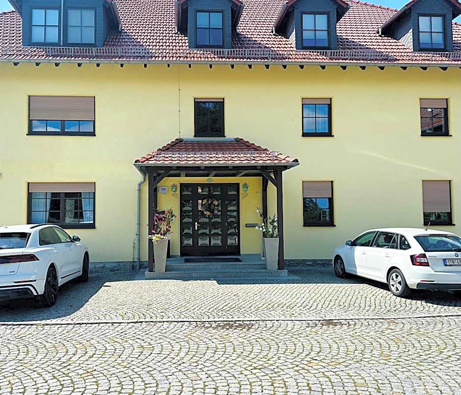 Pension und Monteurzimmer mit Küche und Waschmaschine