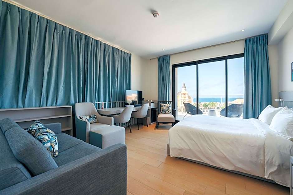 Elements Hotel & Shops Curacao