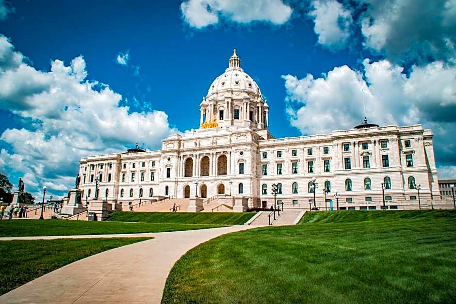 Holiday Inn St. Paul Downtown By IHG