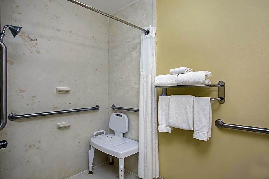 Holiday Inn Express Hotel & Suites Somerset Central By IHG