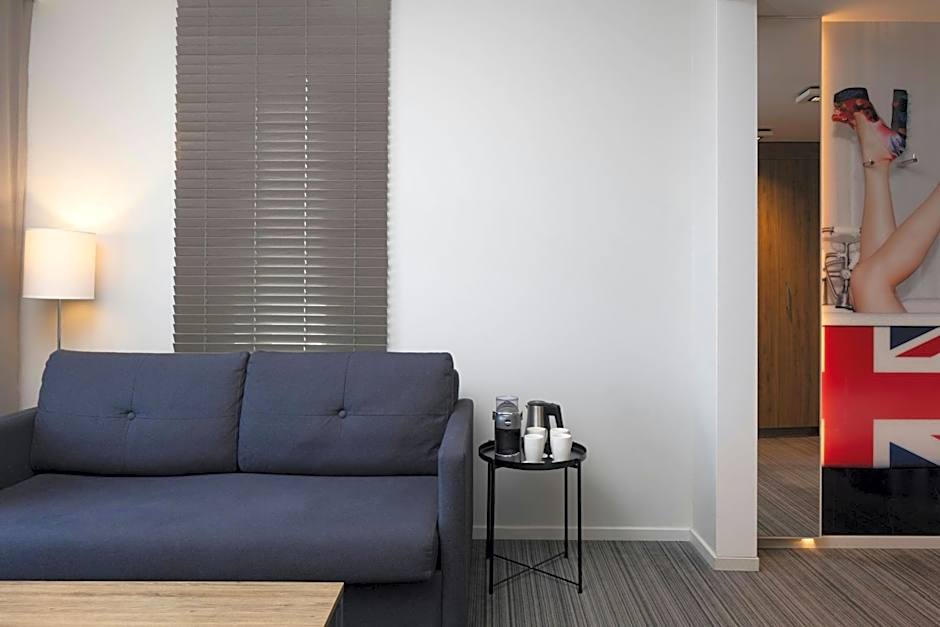 Moxy by Marriott London Excel