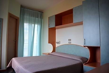 Family Room with Sea View