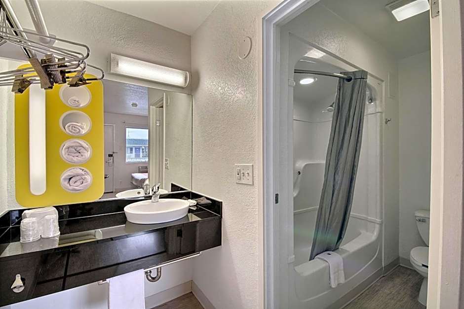 Motel 6-San Marcos, TX