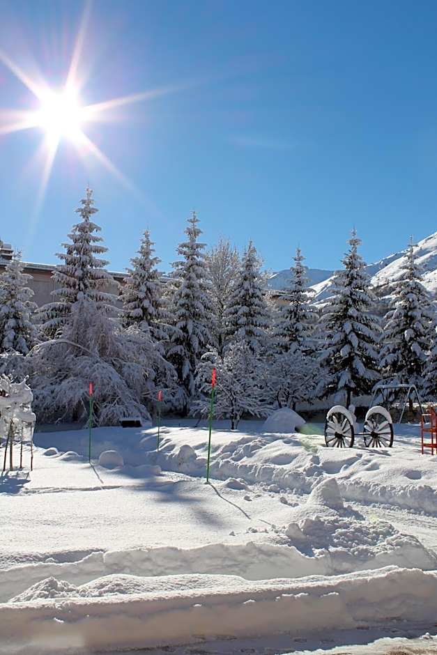 Hôtel du Crêt Rond