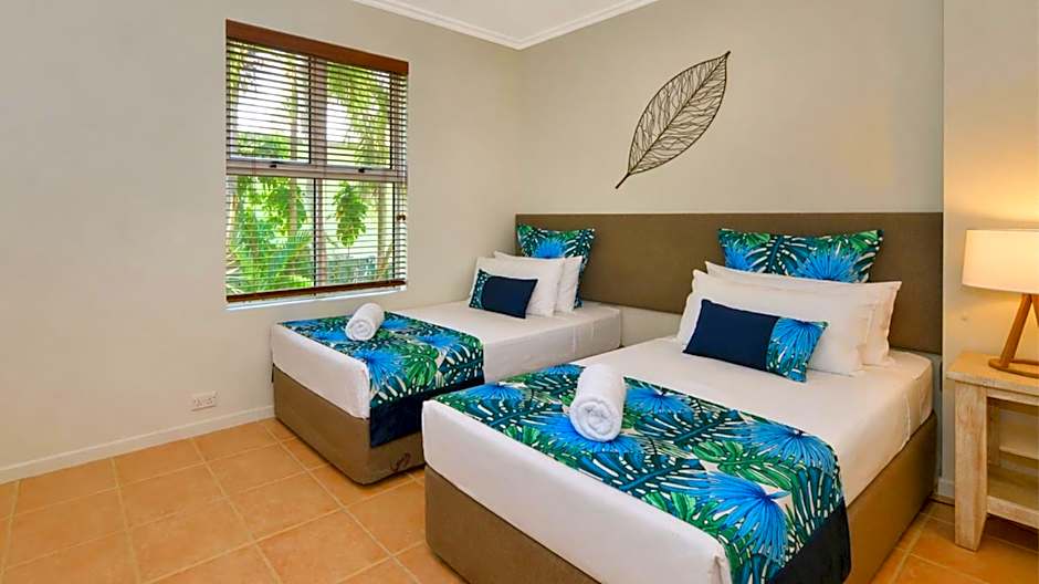 Cayman Villas Port Douglas