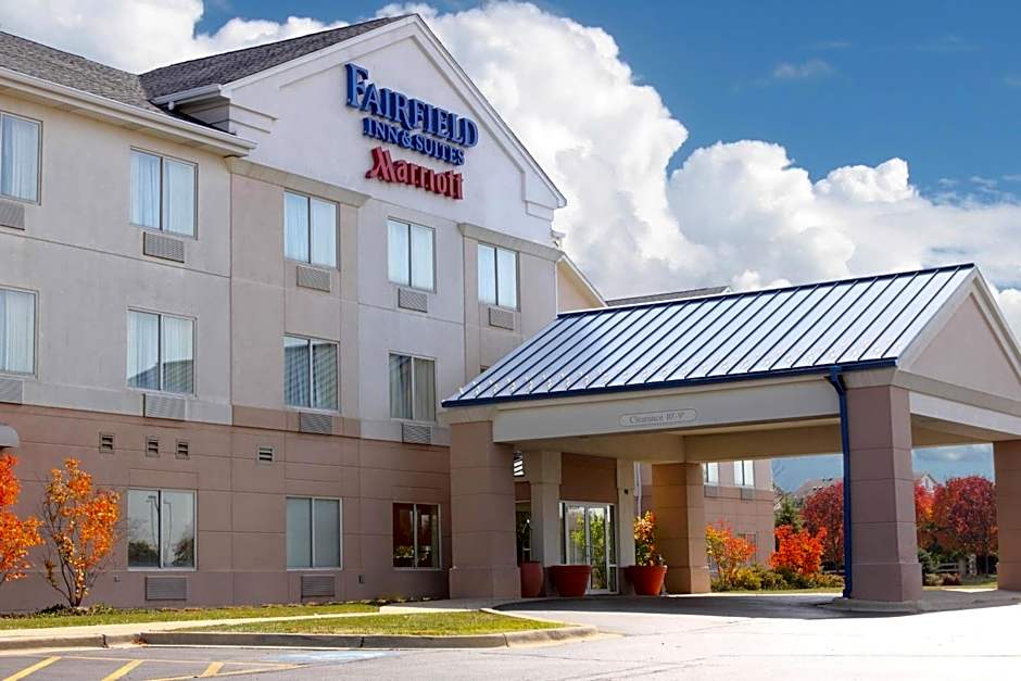 Fairfield Inn & Suites by Marriott Chicago St. Charles