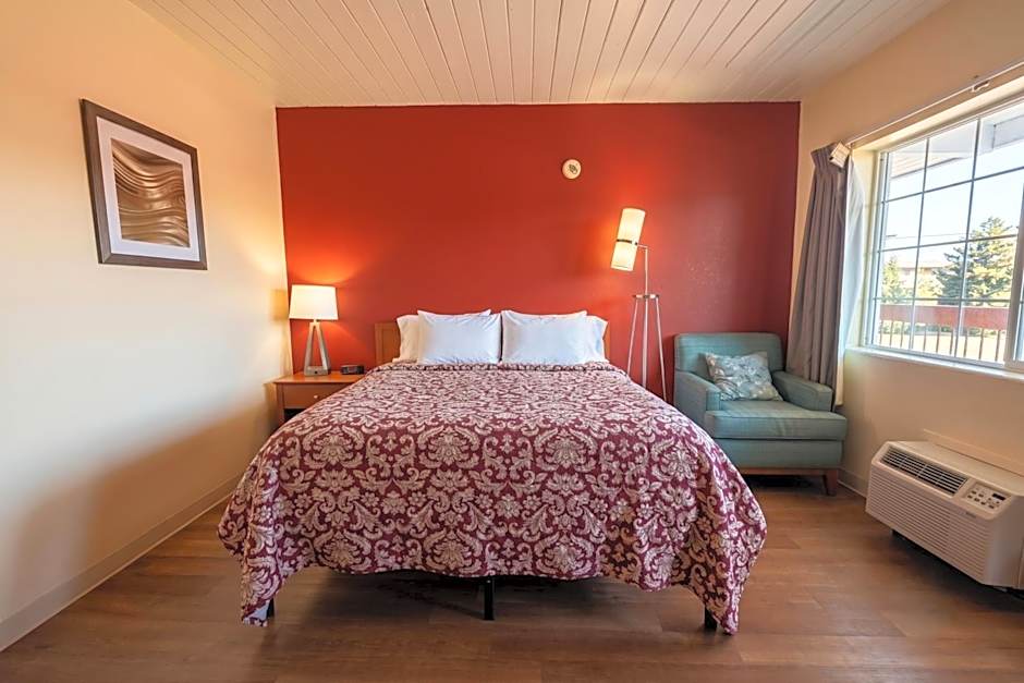 Travelers Inn by OYO Longview Kelso