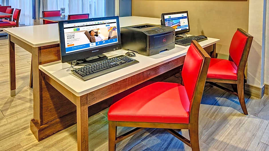 Holiday Inn Express Memphis Medical Center - Midtown By IHG