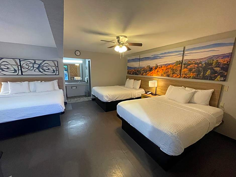 Days Inn by Wyndham Holladay