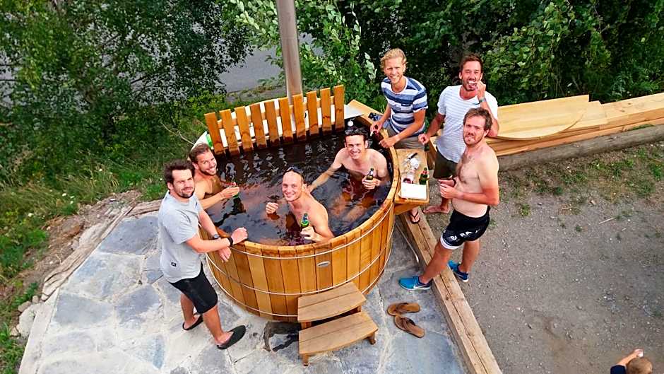 CHALET HOTEL La TUVIERE BIKE INN