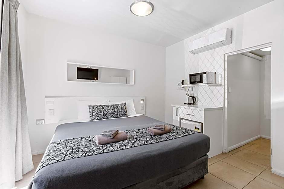Surf Beach Motel Coffs
