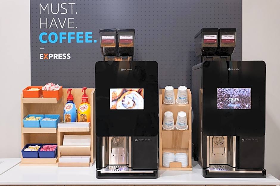 Holiday Inn Express & Suites Leesburg - Historic District by IHG