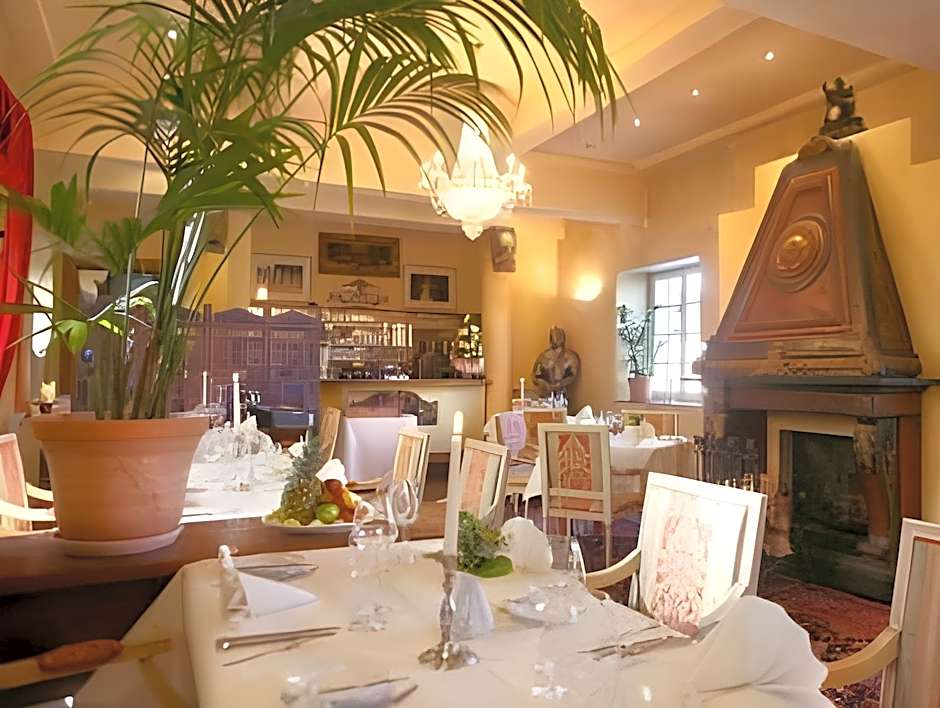 Hotel Schloss Edesheim