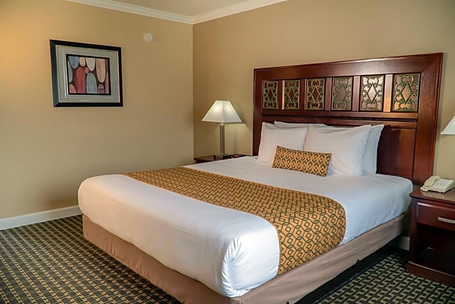 Sea Breeze Inn - San Simeon