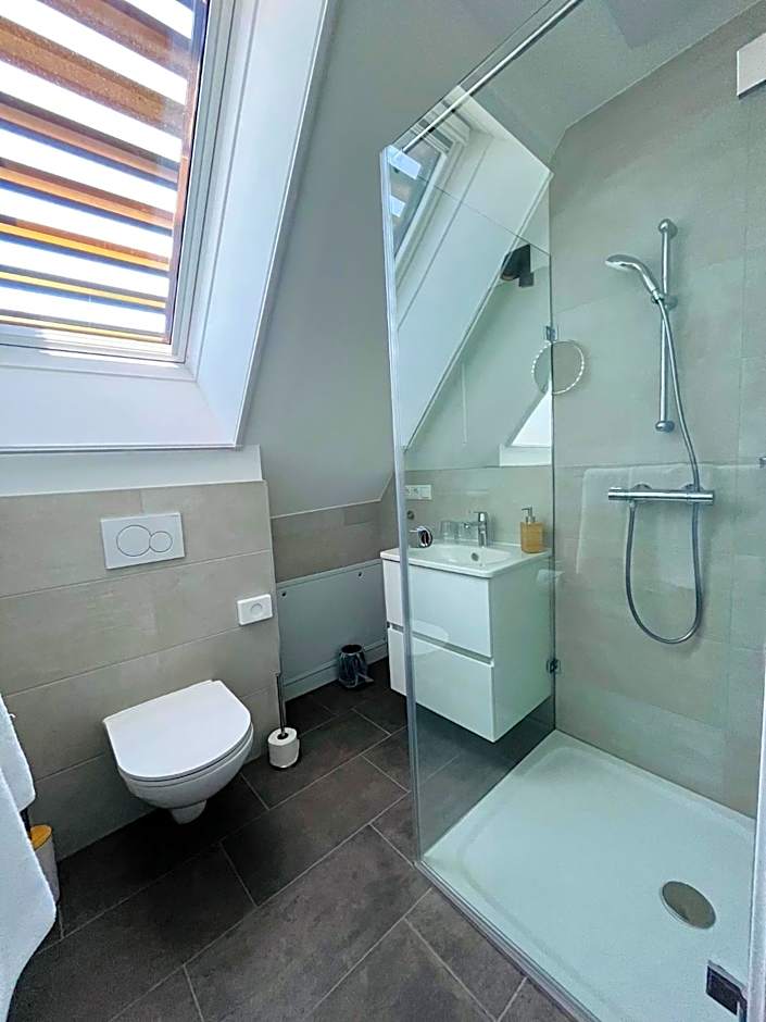 Kaiser von Österreich, Historik- und Thermalhotel