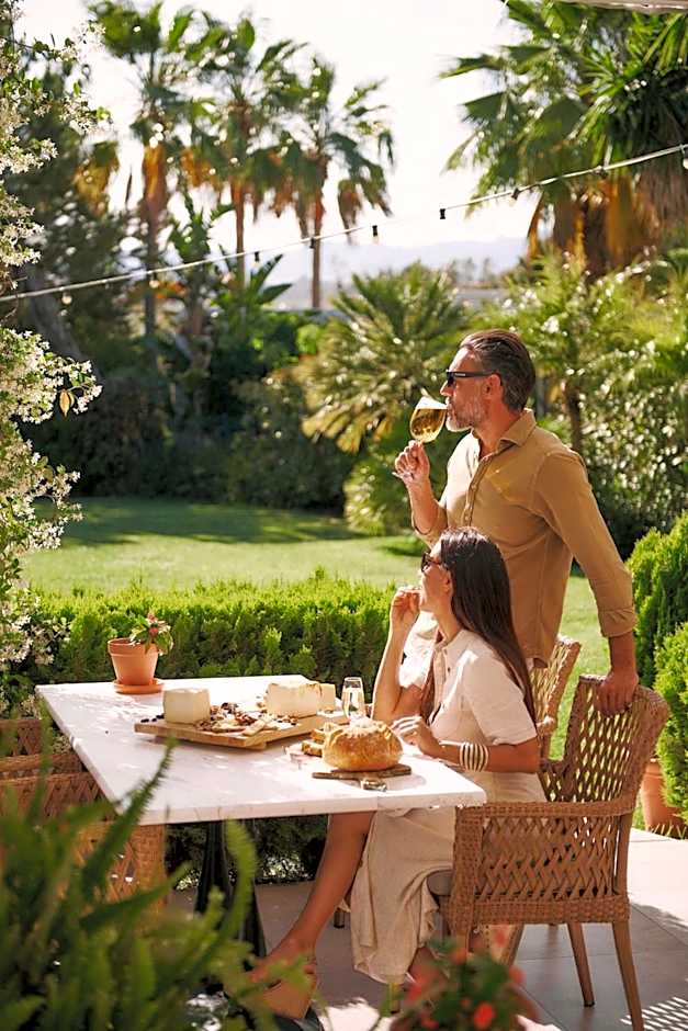 B Bou Hotel La viñuela & Spa