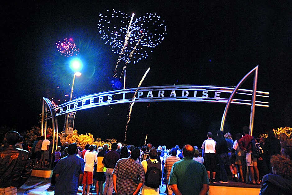 Surfers Beachside Holiday Apartments