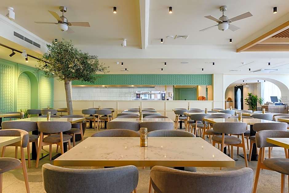 QAWRA Palace Resort & SPA