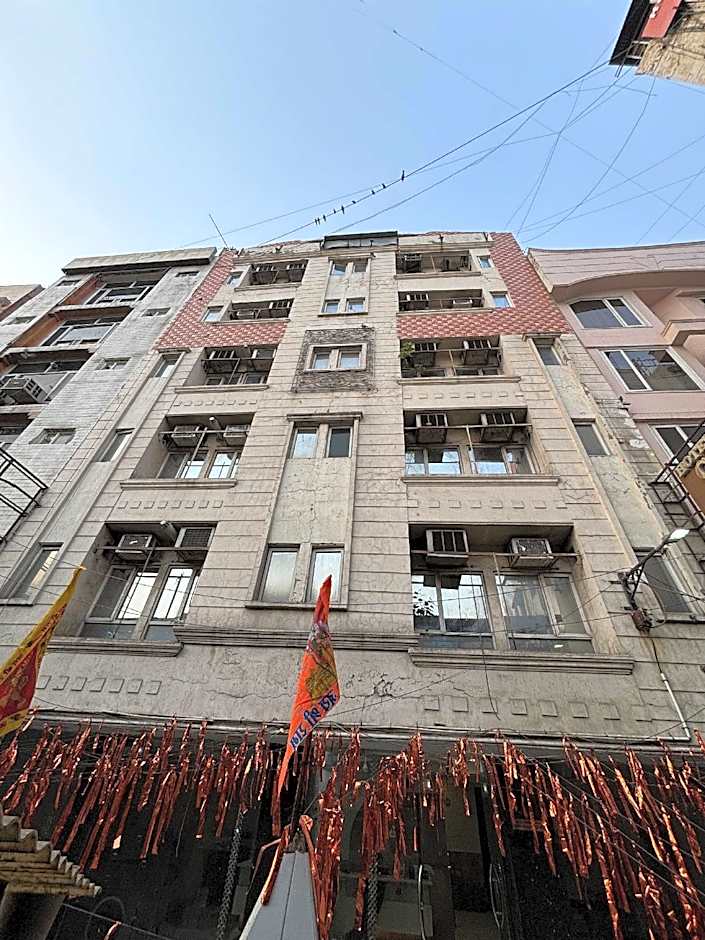 Chanchal Deluxe Hotel
