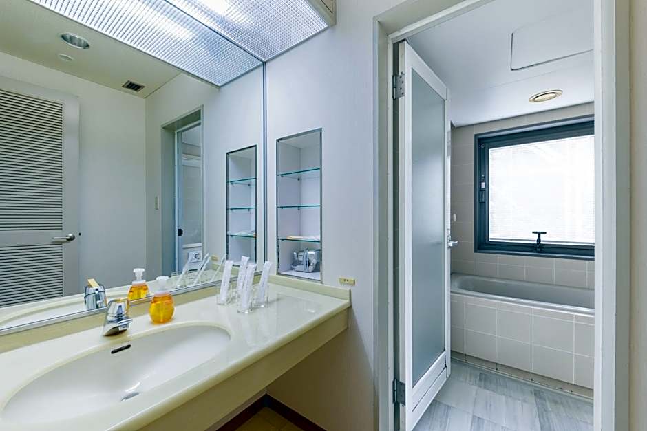 151 Hakuba by Jade Group