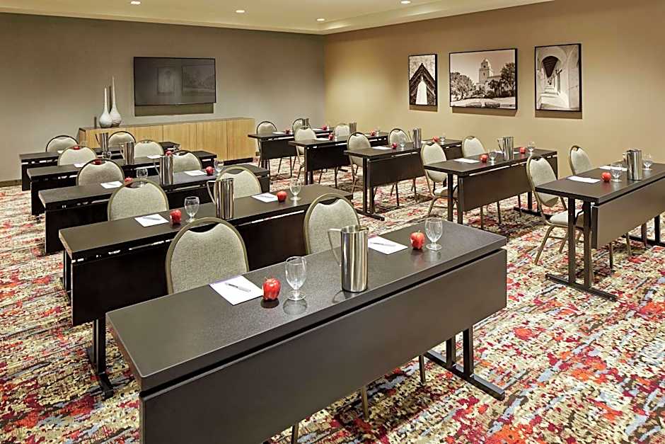 Hilton Garden Inn San Diego Old Town/Sea World Area