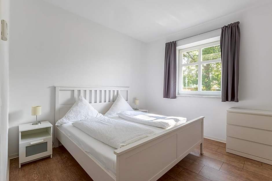 Ferienhaus Natura Ideal für Urlaub & Business, Küche, WLAN, Parkplatz