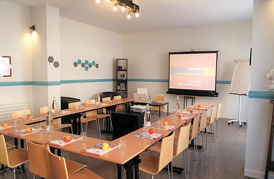 LOGIS Hotel Majestic Chatelaillon Plage - La Rochelle