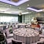 Holiday Inn Warwick Farm By IHG