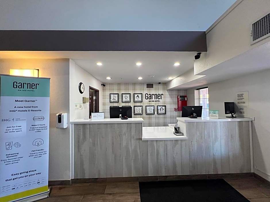 Garner Hotel Phoenix - Surprise By IHG