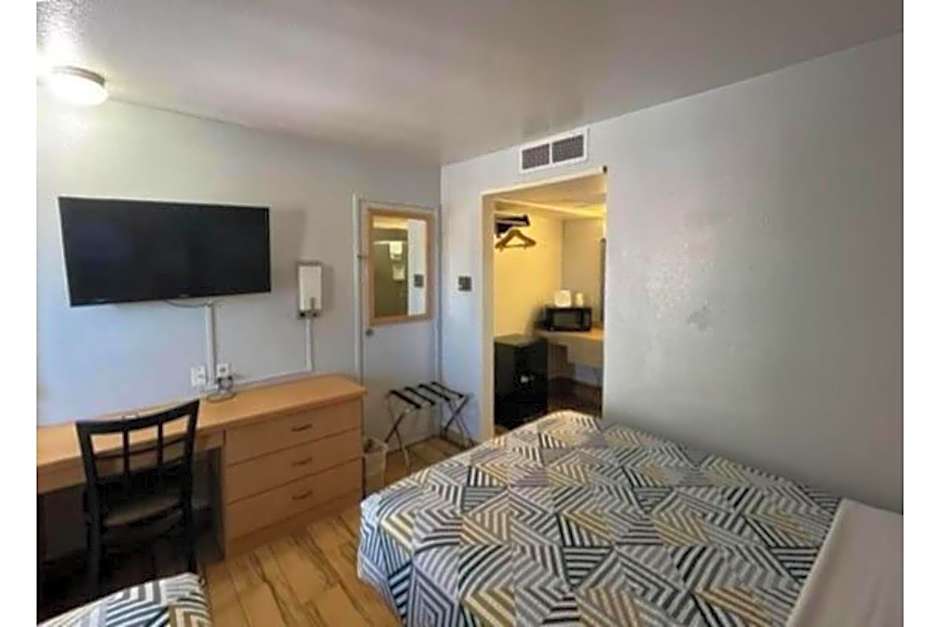 Motel 6 Riviera Beach FL