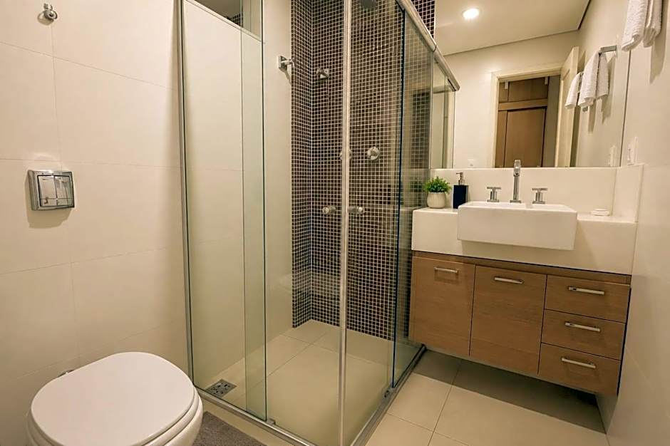 Comfortable 3 Bedrooms: Side Sea View