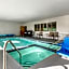 Days Inn & Suites by Wyndham Castle Rock