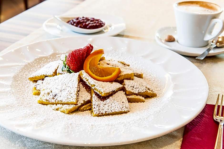 Hotel Zum Tiroler Adler