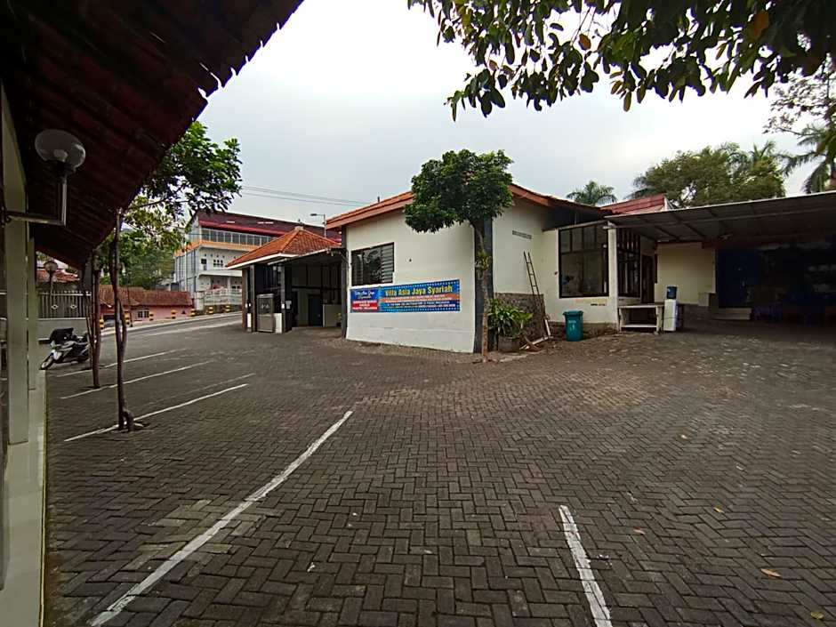 Villa Asia Jaya RedPartner