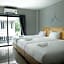 Fine Bed Hotel