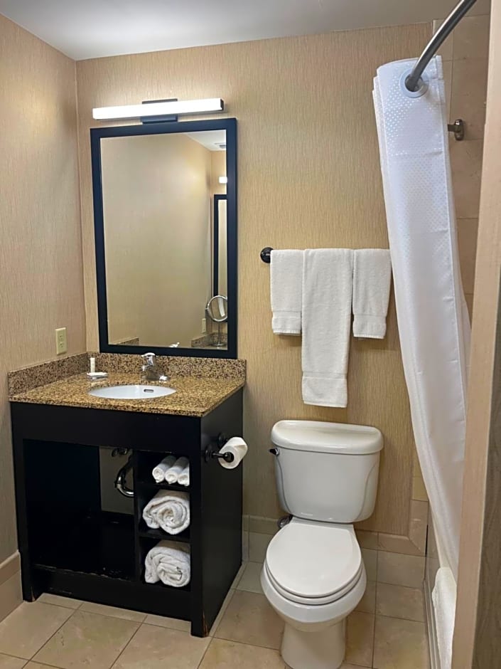 Hawthorn Extended Stay by Wyndham West Palm Beach
