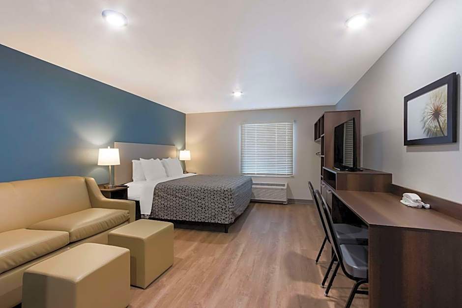 WoodSpring Suites Chandler Airport